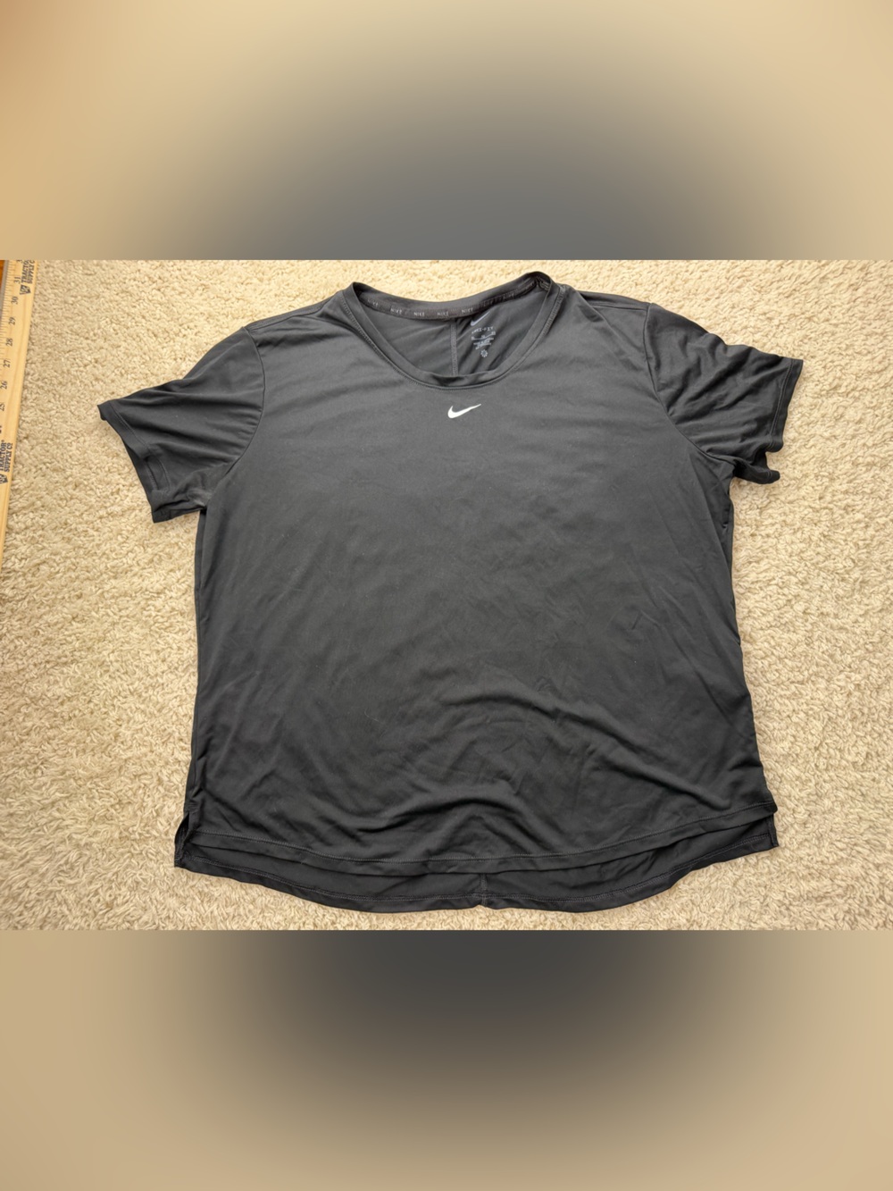WMNS XL Nike Dri-FIT Black Short Sleeve Athletic Tee